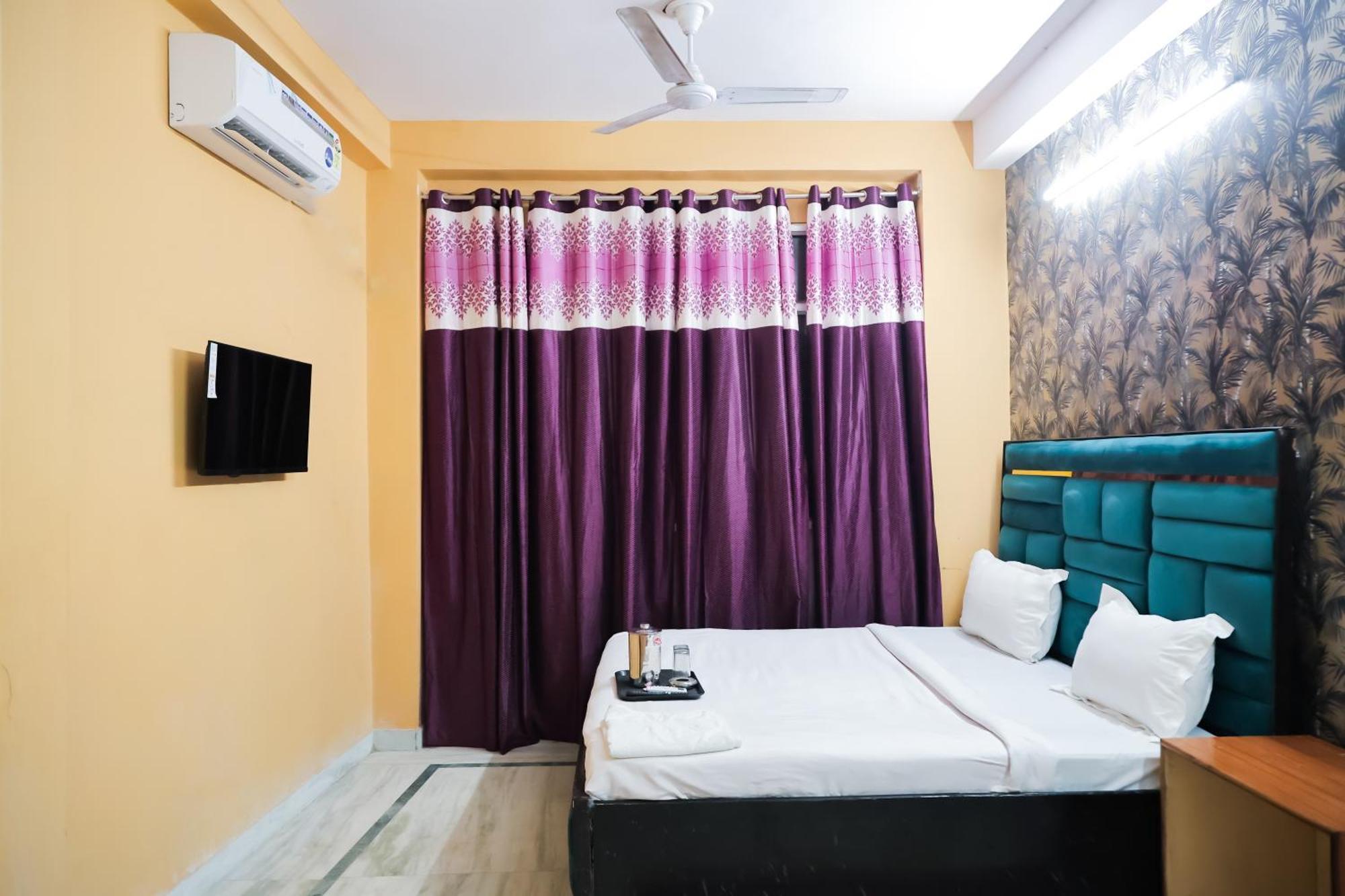 Mannat Stay Hotel - Laxmi Nagar Нью-Дели Экстерьер фото